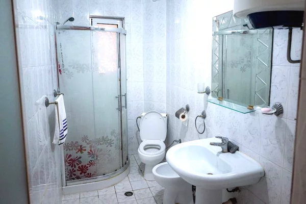 House for Rent Apartment in Tirana, 3+1, Furniture Furnished, Payment 65,000  Leke.