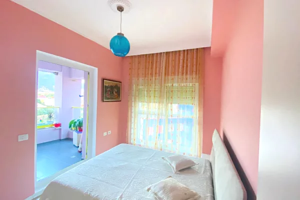 Shtepi me qera Apartament ne Tirane, 2+1, Mobilimi E mobiluar, Pagesa 50,000  Leke.
