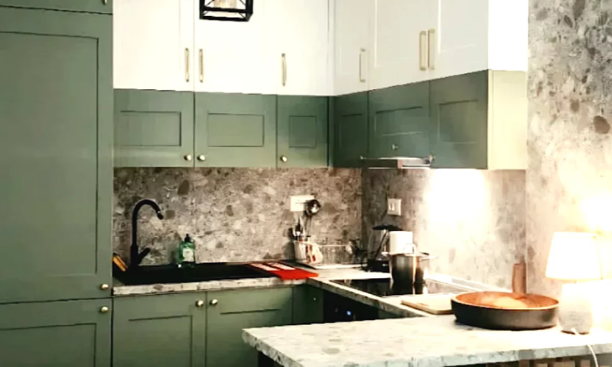 Shtepi me qera Apartament ne Tirane, 1+1, Mobilimi E mobiluar, Pagesa 85,000  Leke.