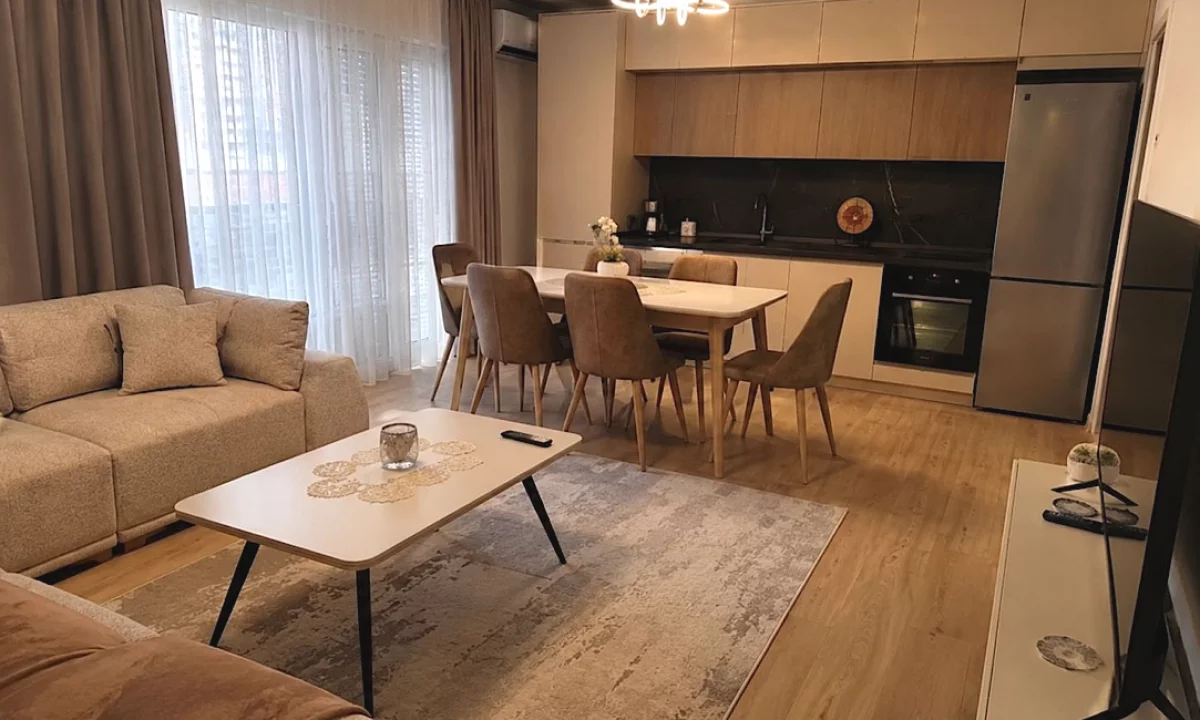 Shtepi me qera Apartament ne Tirane, 2+1, Mobilimi E mobiluar, Pagesa 80,000  Leke.