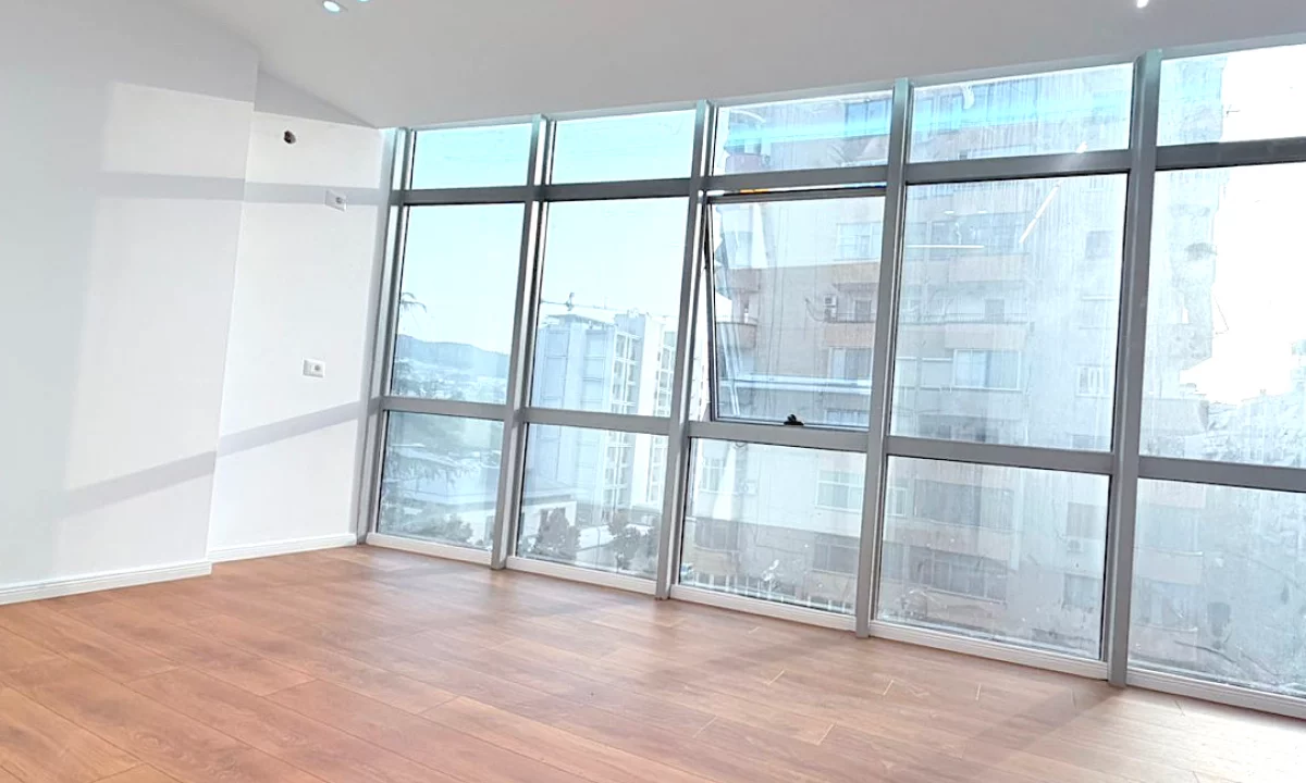 Shtepi ne shitje Apartament ne Tirane, 1+1, Mobilimi Bosh, pa mobiluar, Pagesa 1,660,000  Leke.