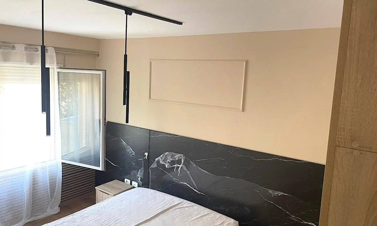 Shtepi me qera Apartament ne Tirane, 1+1, Mobilimi E mobiluar, Pagesa 600  Euro.