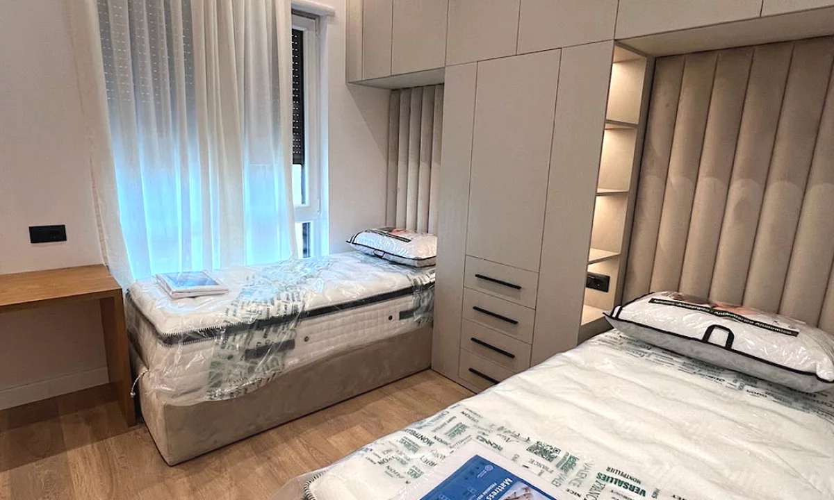 Shtepi me qera Apartament ne Tirane, 2+1, Mobilimi E mobiluar, Pagesa 100,000  Leke.