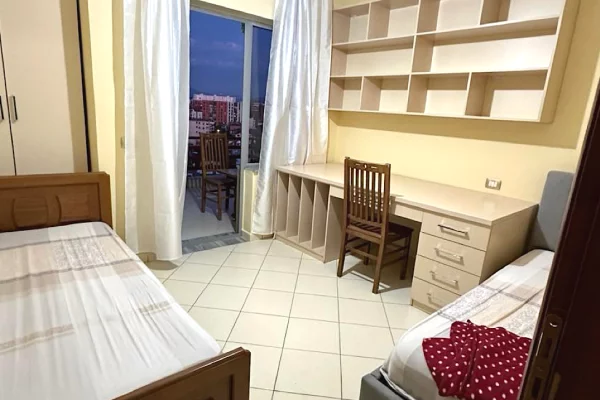 Shtepi me qera 2+1 ne Tirane - 45,000 Leke