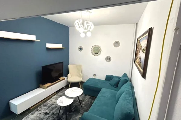 Shtepi me qera Apartament ne Tirane, 2+1, Mobilimi E mobiluar, Pagesa 45,000  Leke.