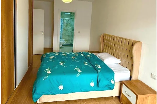 Shtepi me qera Apartament ne Tirane, 2+1, Mobilimi E mobiluar, Pagesa 800  Euro.