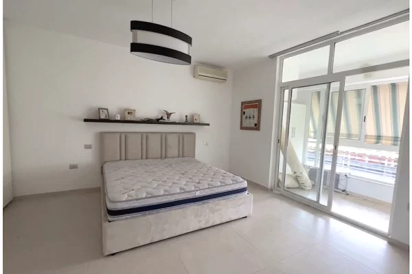 Shtepi me qera Apartament ne Tirane, 2+1, Mobilimi E mobiluar, Pagesa 870  Euro.