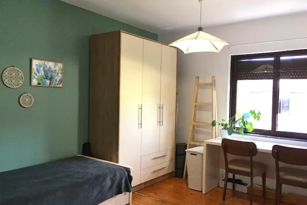Shtepi me qera Apartament ne Tirane, 2+1, Mobilimi E mobiluar, Pagesa 65,000  Leke.