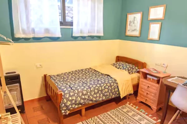 Shtepi me qera Apartament ne Tirane, 2+1, Mobilimi E mobiluar, Pagesa 75,000  Leke.
