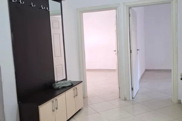 Shtepi me qera Apartament ne Tirane, 2+1, Mobilimi E mobiluar, Pagesa 40,000  Leke.