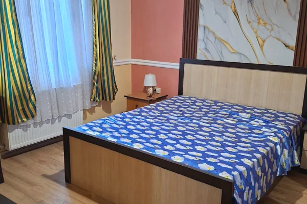 Shtepi me qera Shtepi Private ne Tirane, 2+1, Mobilimi E mobiluar, Pagesa 65,000  Leke.