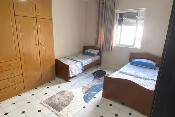 Shtepi me qera Apartament ne Tirane, 2+1, Mobilimi E mobiluar, Pagesa 62,000  Leke.