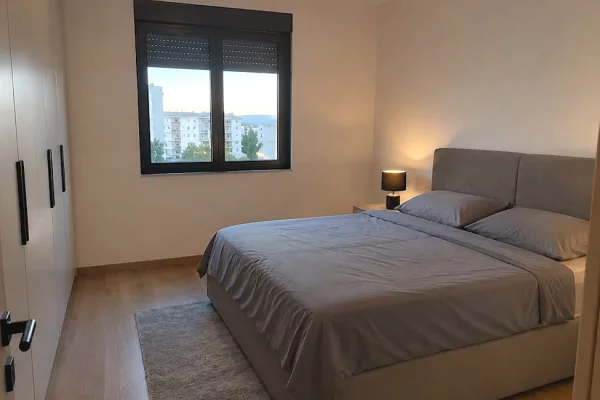 Apartament 1+1 me Qera Qender  (ID R10175) Tirane