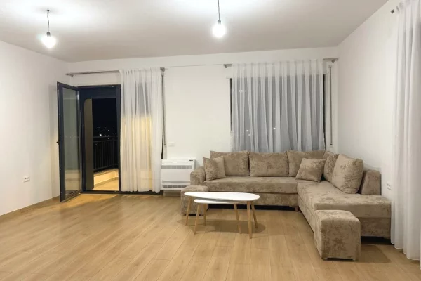 Shtepi me qera Apartament ne Tirane, 1+1, Mobilimi E mobiluar, Pagesa 55,000  Leke.