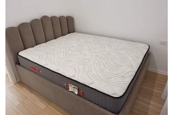 Shtepi me qera Apartament ne Tirane, 2+1, Mobilimi E mobiluar, Pagesa 50,000  Leke.