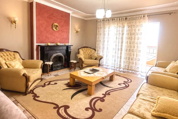 Shtepi me qera Apartament ne Tirane, 2+1, Mobilimi E mobiluar, Pagesa 60,000  Leke.