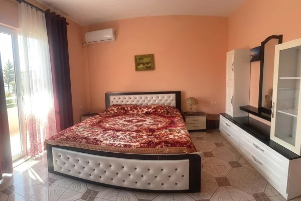 Shtepi me qera Apartament ne Tirane, 2+1, Mobilimi E mobiluar, Pagesa 60,000  Leke.
