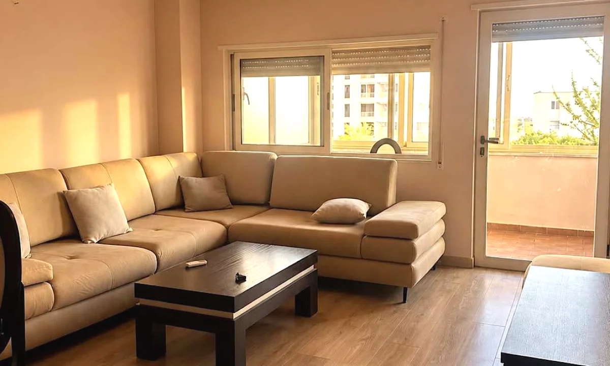 Shtepi me qera Apartament ne Tirane, 1+1, Mobilimi E mobiluar, Pagesa 60,000  Leke.