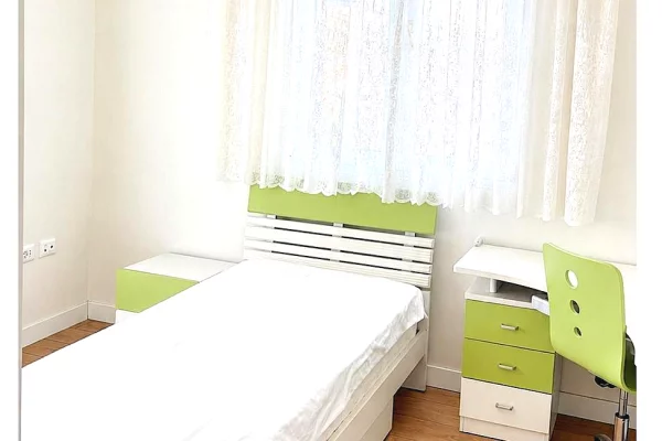 Shtepi me qera Apartament ne Tirane, 2+1, Mobilimi E mobiluar, Pagesa 60,000  Leke.