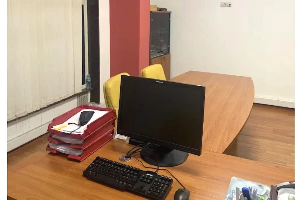 Zyre me Qera Rruga e Elbasanit (ID RZ037) Tirane