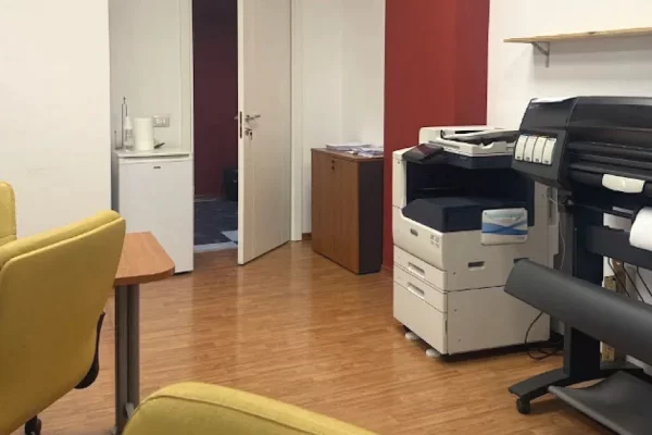 Zyre me Qera Rruga e Elbasanit (ID RZ037) Tirane