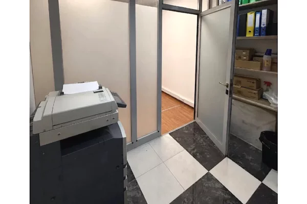 Zyre me Qera Rruga e Elbasanit (ID RZ037) Tirane