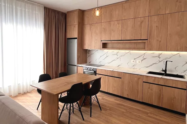 Shtepi me qera Apartament ne Tirane, 1+1, Mobilimi E mobiluar, Pagesa 75,000  Leke.