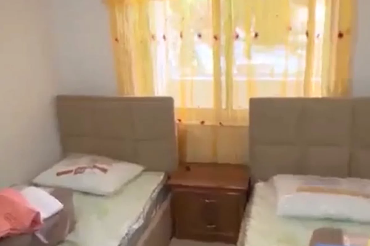 Shtepi me qera Apartament ne Tirane, 3+1, Mobilimi E mobiluar, Pagesa 100,000  Leke.