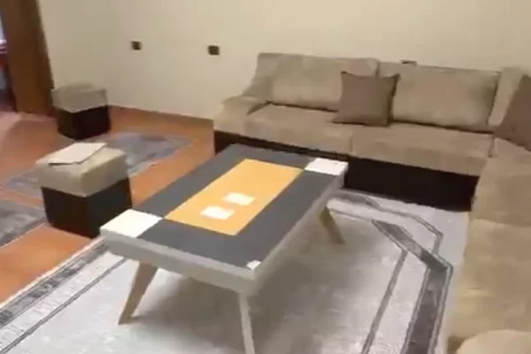 Shtepi me qera Apartament ne Tirane, 3+1, Mobilimi E mobiluar, Pagesa 100,000  Leke.