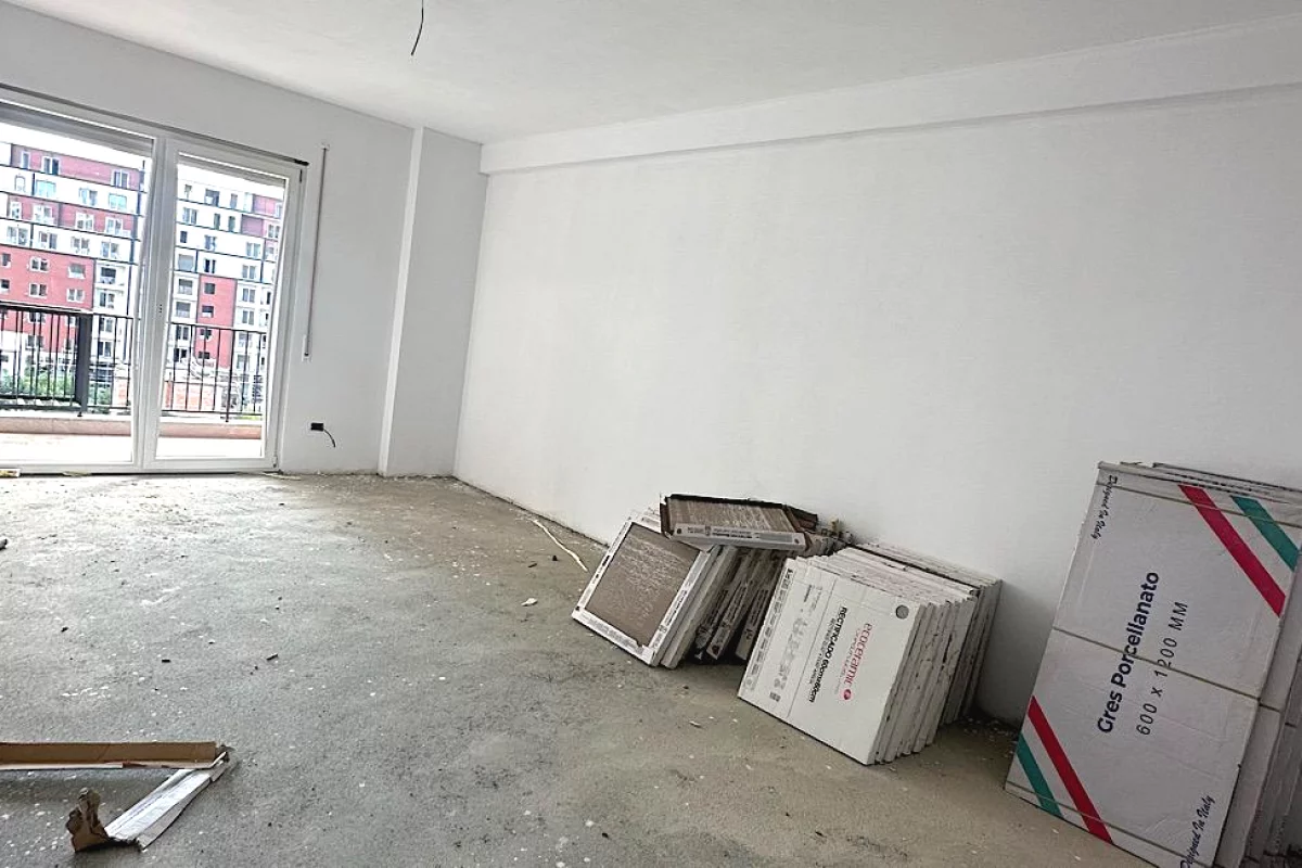 Apartment for sale in Tirana 1+1, Emty
