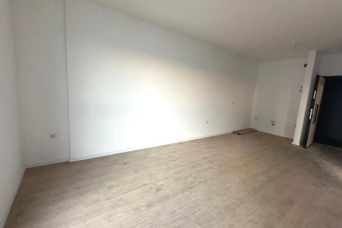Apartment for sale in Tirana 1+1, Emty