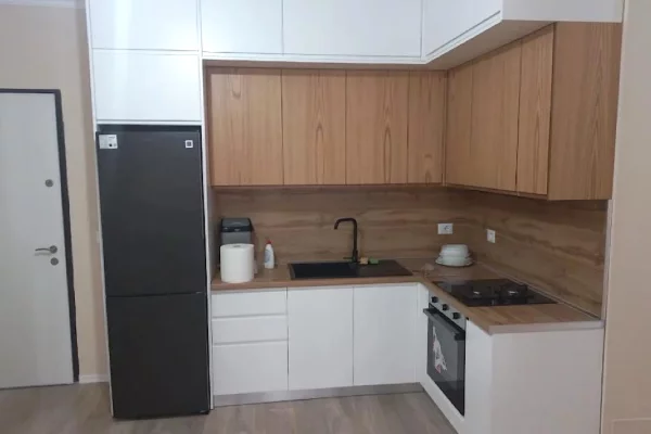 Shtepi me qera 2+1 ne Tirane - 50,000 Leke