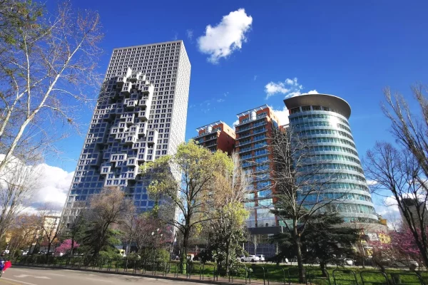 Appartamento in vendita a Tirana 2+1, Vuoto