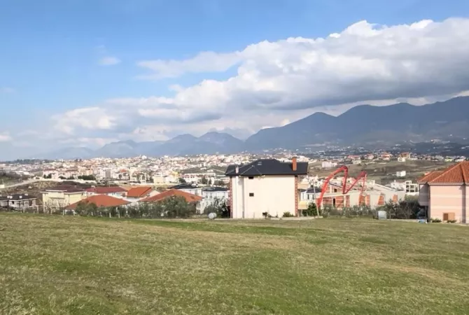  Shitet toke ne Mjull Bathore