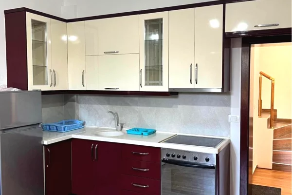 Private house for rent in Tirana 2+1, Furnished