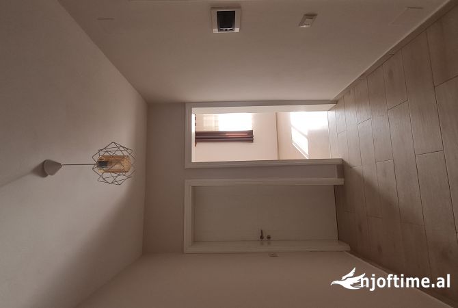 Apartment for sale in Elbasan 1+1, Emty