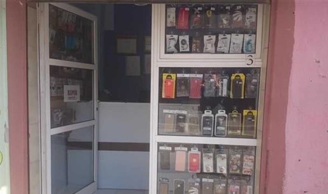 Shes Biznesin Servis Celularesh edhe Kompjuterash