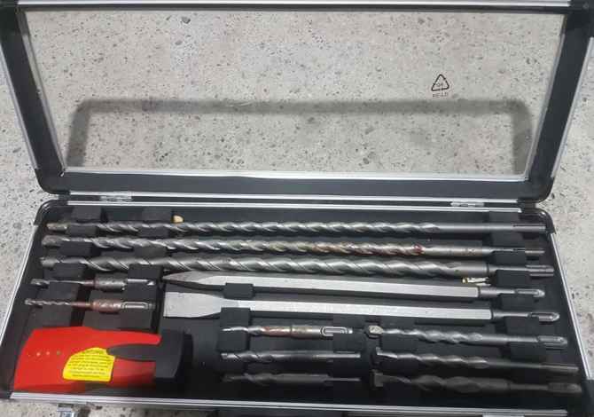 Strumenti di lavoro a Scutari - 50 Euro