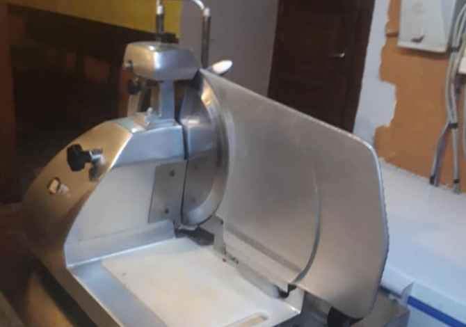 Pajisje biznesi ne shitje ne Elbasan - 8,000 Euro