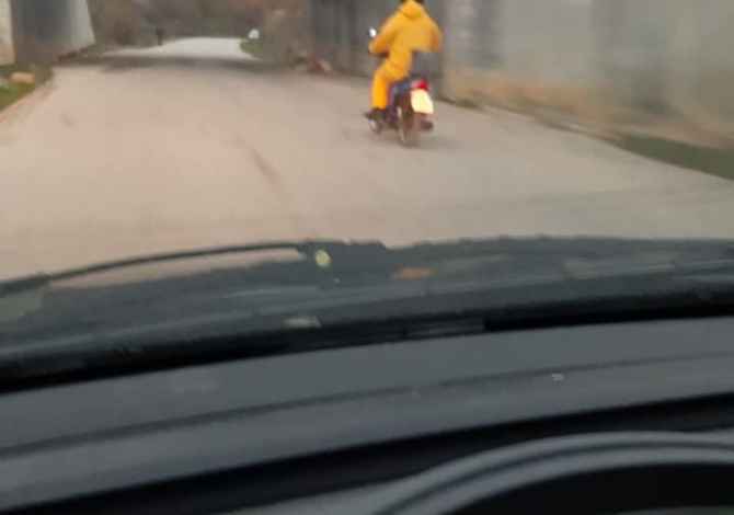 Veshje Kunder Shiut dhe Eres