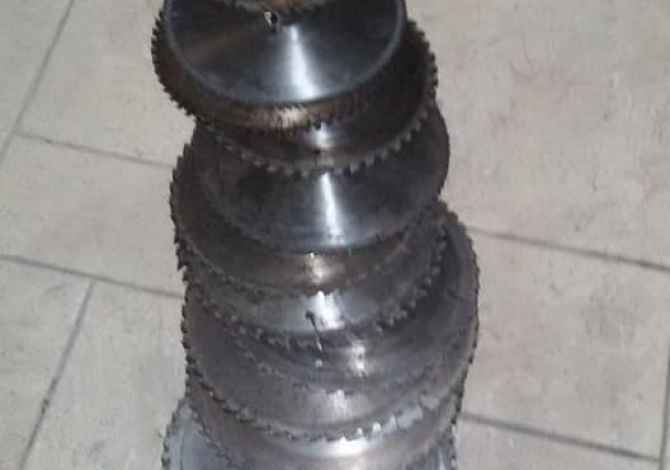 Shiten Vegla te perdorura te markave te ndryshme.