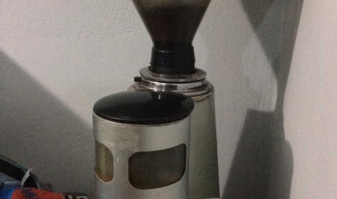 Shiten pajisjet e biznesit per arsye mosperdorimi.