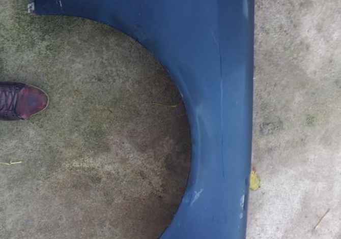 Blej dhe Shes makina per pjese kembimi