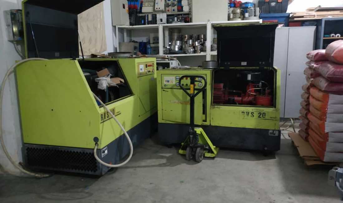 Kompresora ajri bashke me bombul