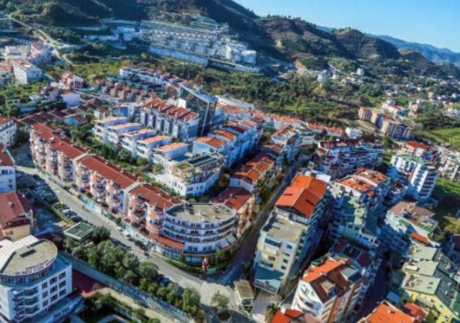 Shitet, Duplex, Rezidenca Kodra e Diellit 