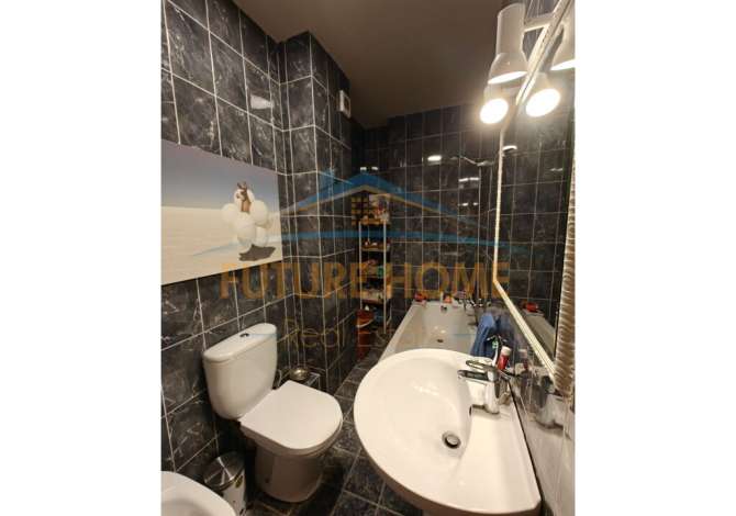 Shtepi me qera Apartament ne Tirane, 2+1, Mobilimi E mobiluar, Pagesa 1,000  Euro.