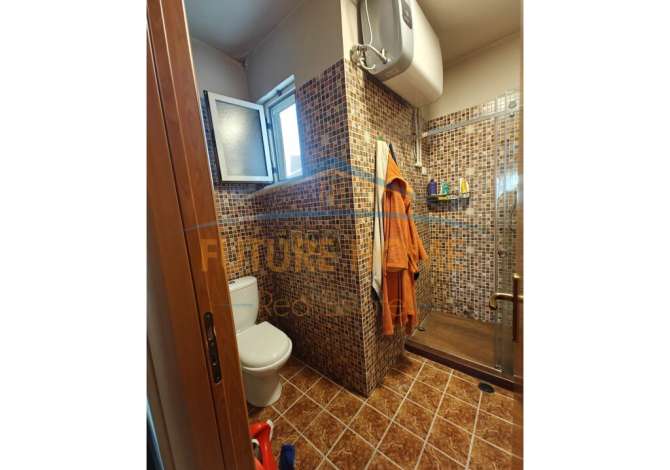 Shtepi me qera Apartament ne Tirane, 2+1, Mobilimi E mobiluar, Pagesa 1,000  Euro.