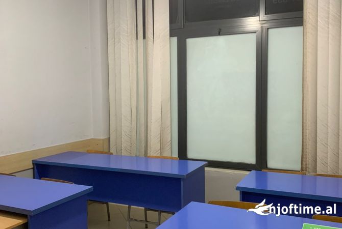 Ambient biznesi me qera 3+1 ne Tirane - 500 Euro