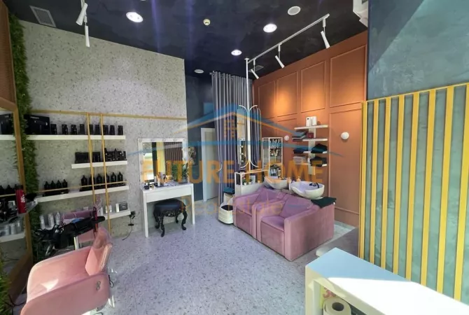 Shitet, Ambient, Prane stadiumit Air Albania