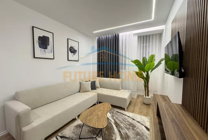 Shtepi ne shitje Apartament ne Tirane, 1+1, Mobilimi E mobiluar, Pagesa 175,000  Euro.